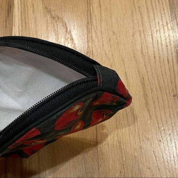 Small apples print toiletries / make-up bag - Picture 5 of 10